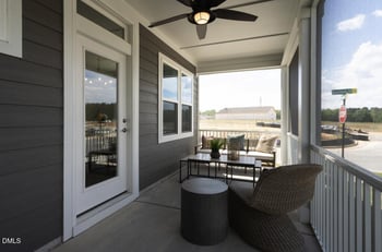 196 Village Walk Dr, Clayton, NC 27527