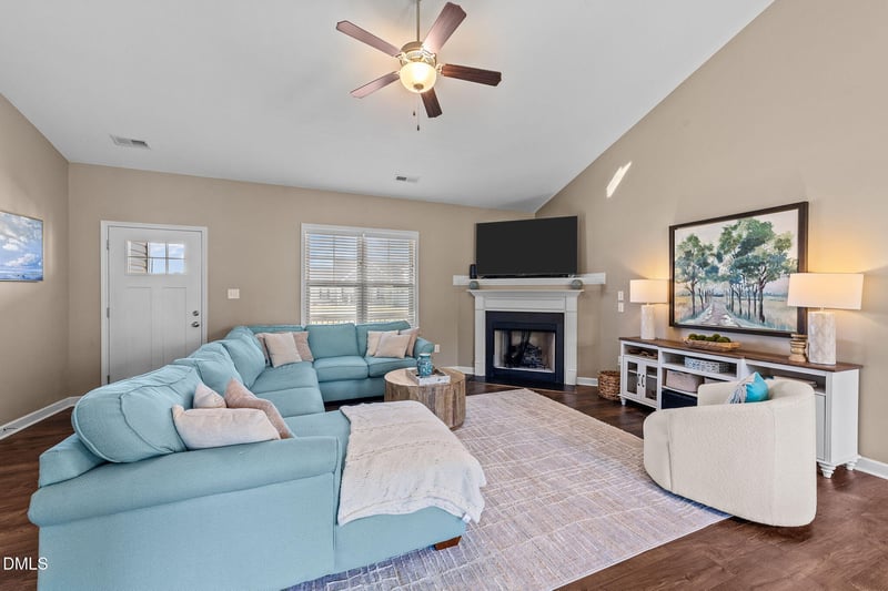 196 Watersedge Ln, Smithfield, NC 27577