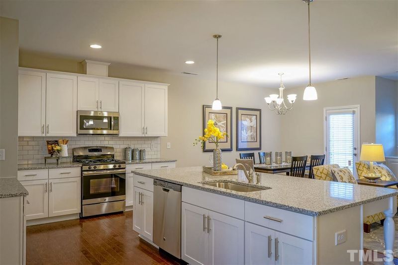 196 Wellons Creek Dr, Garner, NC 27529