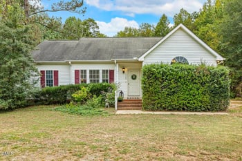 1960 Cole Rd, Clayton, NC 27520