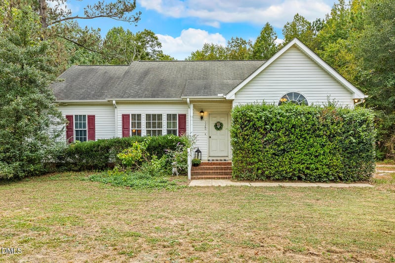1960 Cole Rd, Clayton, NC 27520