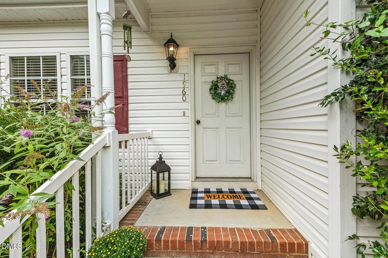 1960 Cole Rd, Clayton, NC 27520