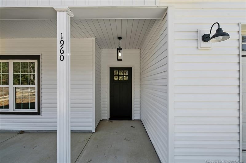 1960 Fennell Rd, Hope Mills, NC 28348