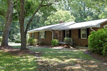1964 Wellington Rd, Burlington, NC 27217