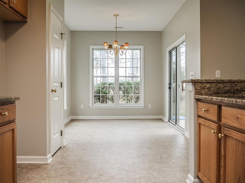 1965 Shadow Glen Dr, Raleigh, NC 27604