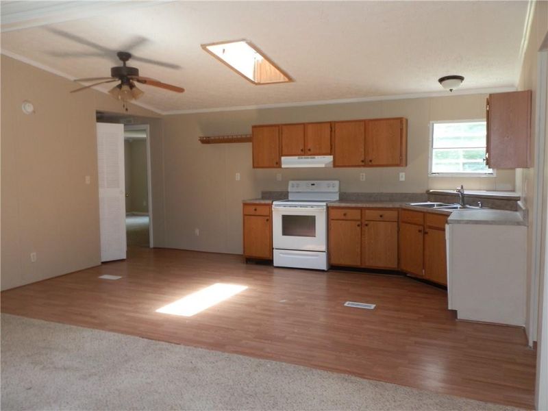 1965 Shady Ln, Burlington, NC 27217