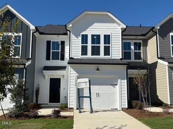 1968 Dapple Dr, Fuquay Varina, NC 27592