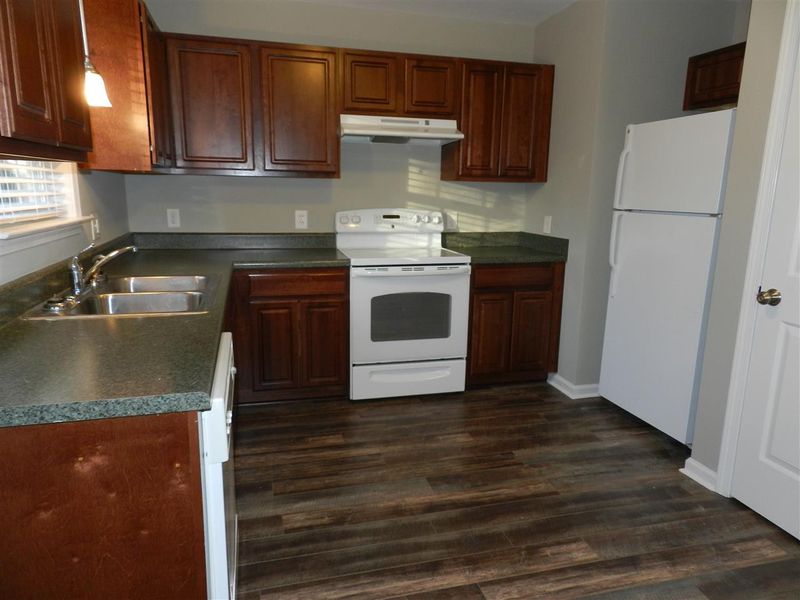 197 Barewood Dr, Four Oaks, NC 27504