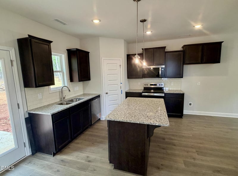 197 Bullseye Ct, Middlesex, NC 27557