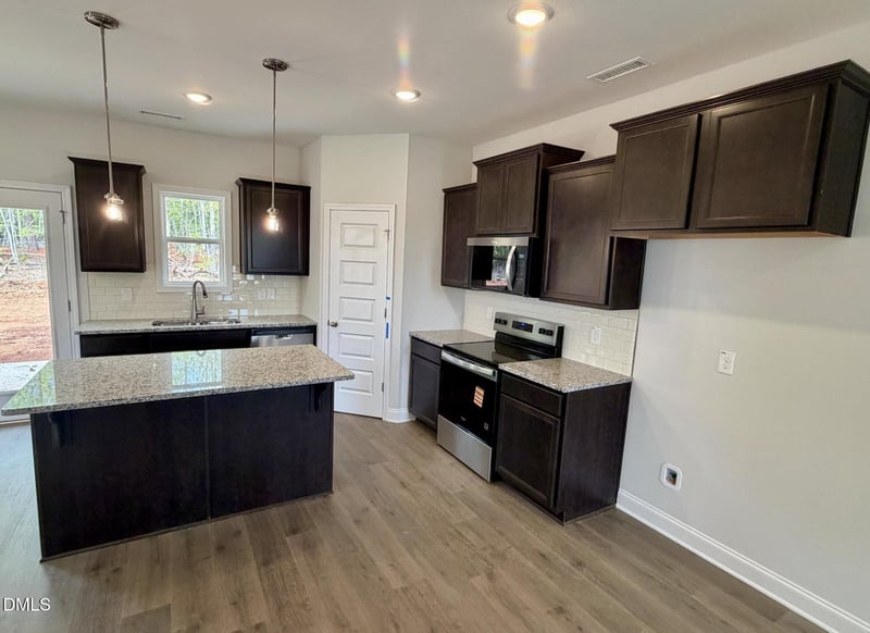 197 Bullseye Ct, Middlesex, NC 27557