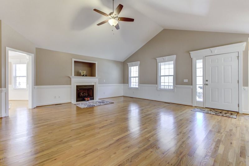 197 Galaxy Dr, Garner, NC 27529