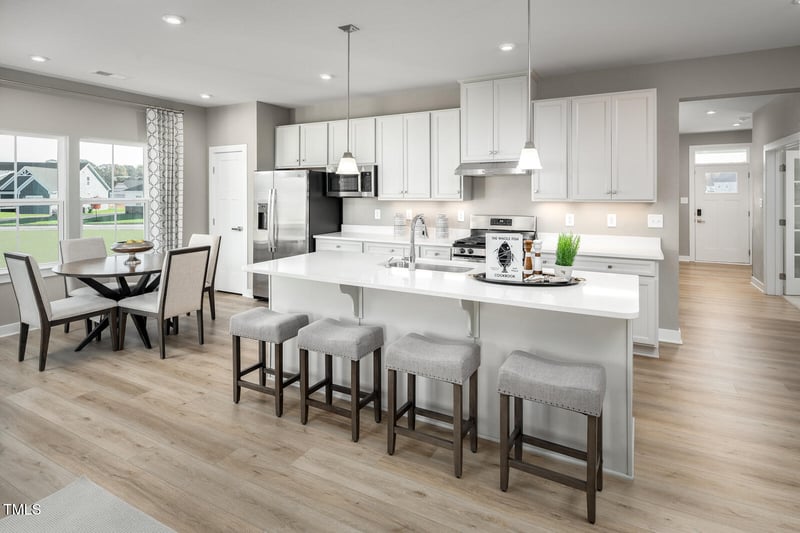 197 Glen Hollow Dr, Raleigh, NC 27604