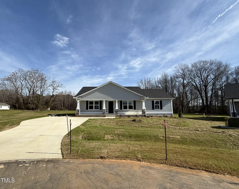 197 Pate Landing Dr, Selma, NC 27576