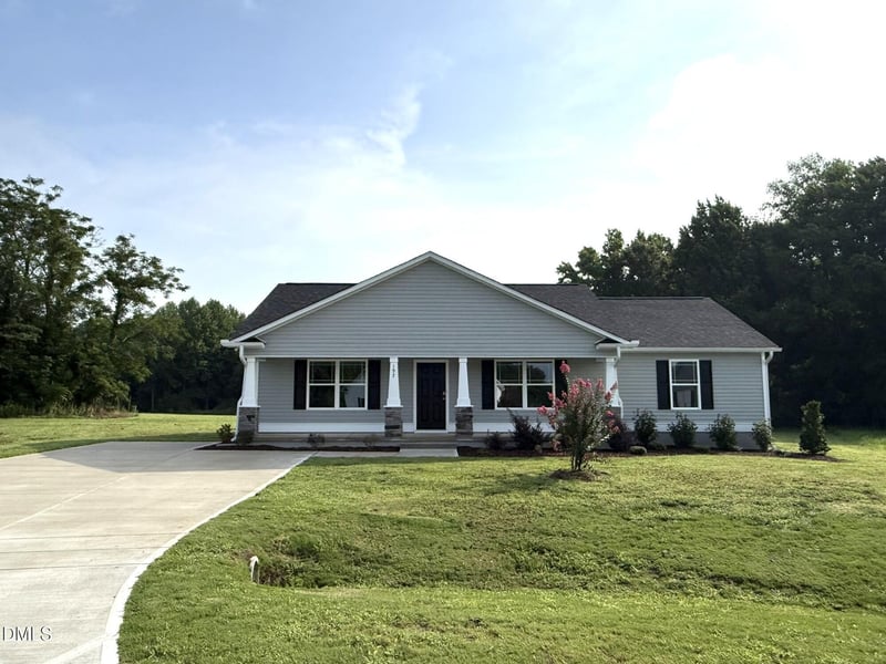 197 Pate Landing Dr, Selma, NC 27576