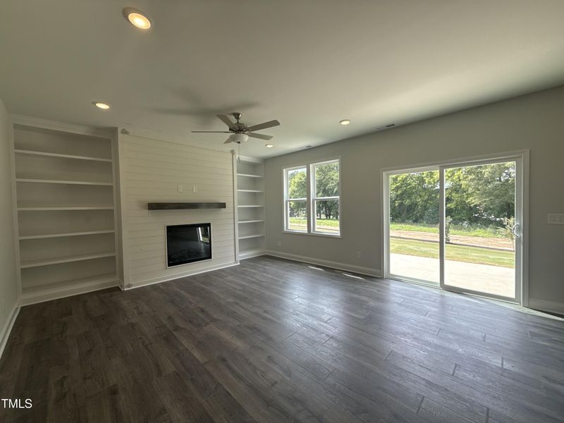 197 W Saltgrass Ln, Smithfield, NC 27577