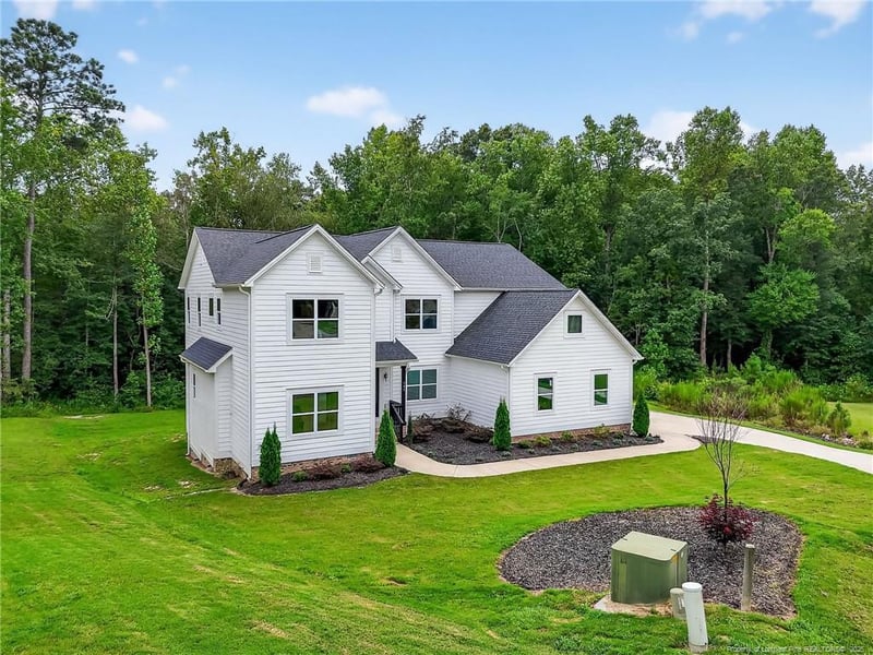 197 Silverside Dr, Angier, NC 27501