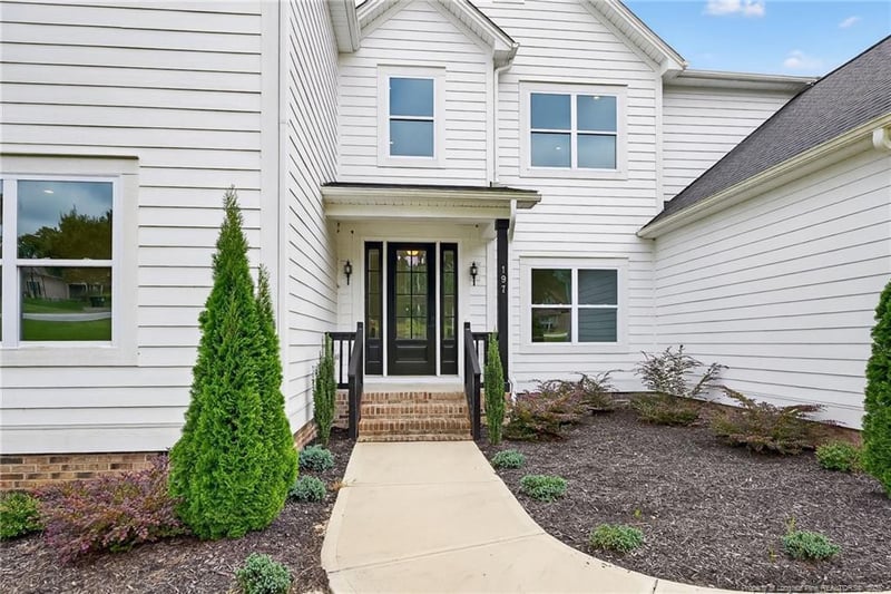 197 Silverside Dr, Angier, NC 27501