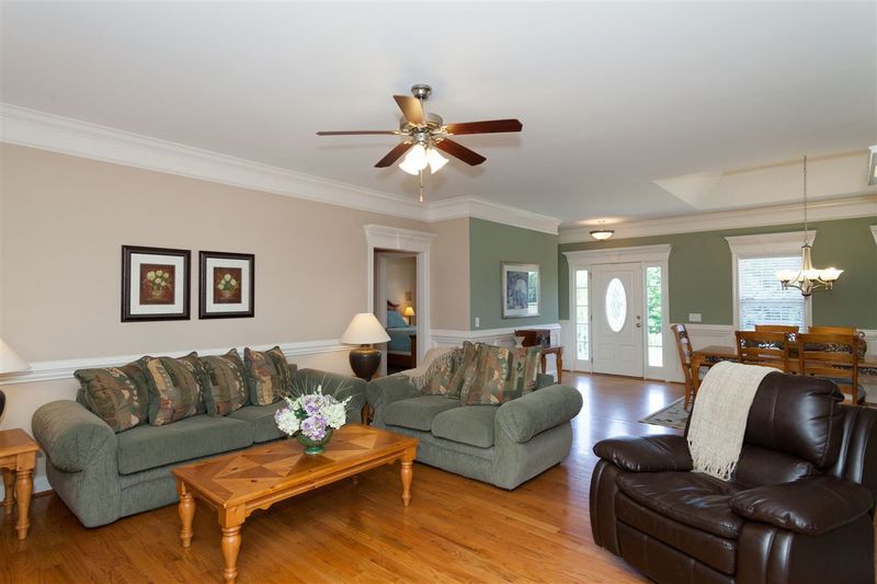 197 Topsail Island Dr, Garner, NC 27529