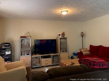 1970 - 1972 Glenwick Dr, Fayetteville, NC 28304