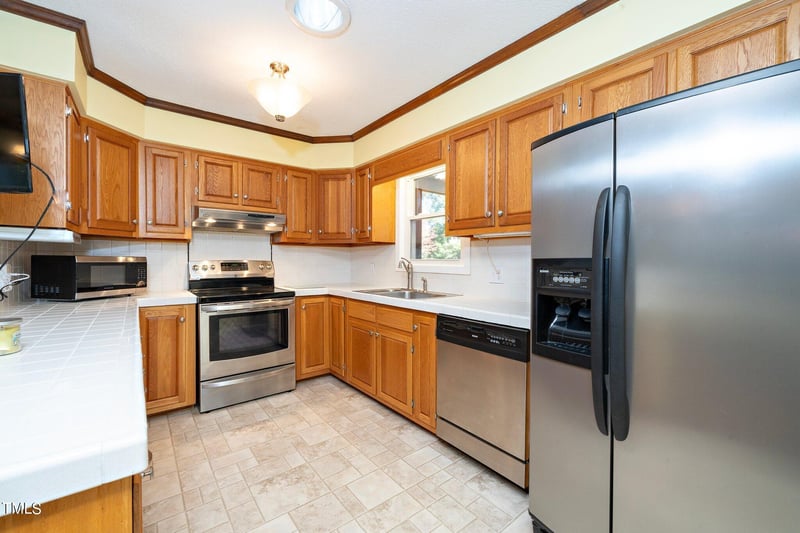 1970 Cotten Rd, Sanford, NC 27330