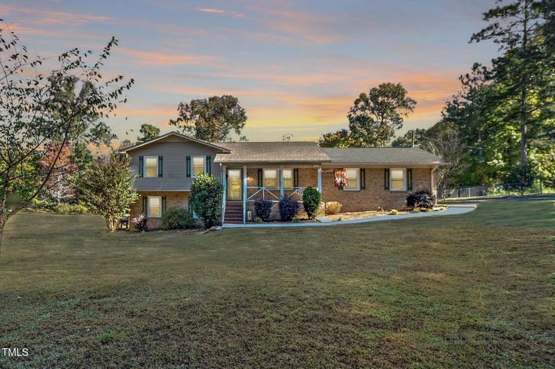 1970 Cotten Rd, Sanford, NC 27330