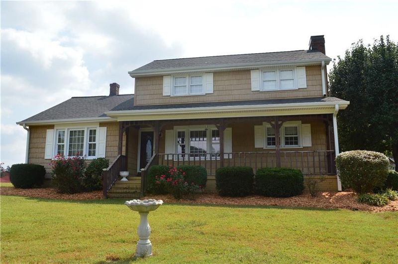 1975 Lower Hopedale Rd, Burlington, NC 27217