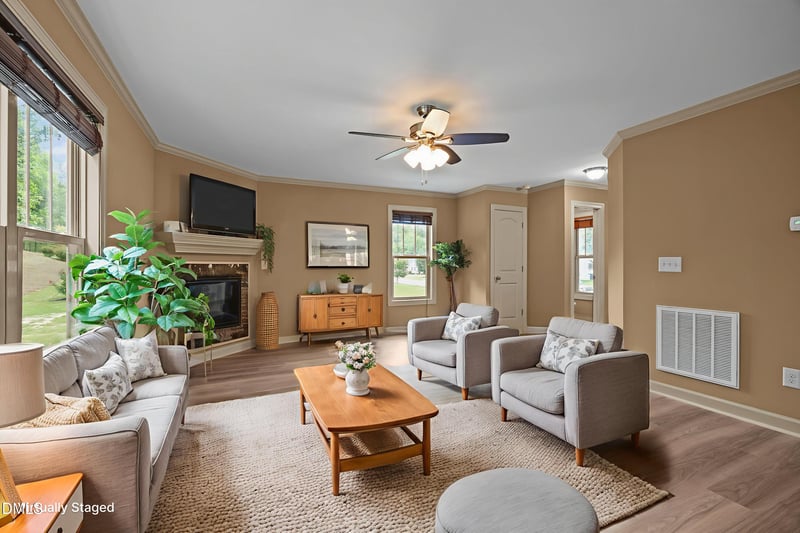 1976 Ferbow St, Creedmoor, NC 27522