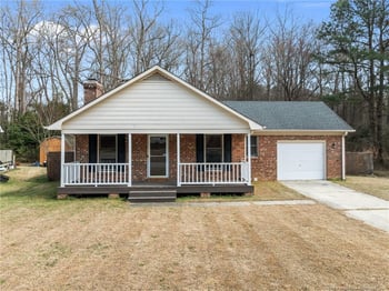 1978 Christopher Way, Fayetteville, NC 28303