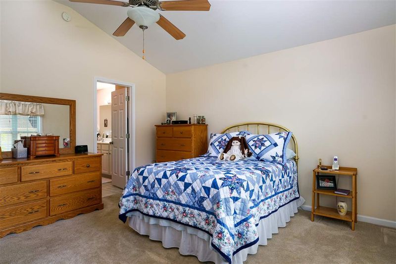 198 Fox Chase Ln, Smithfield, NC 27577