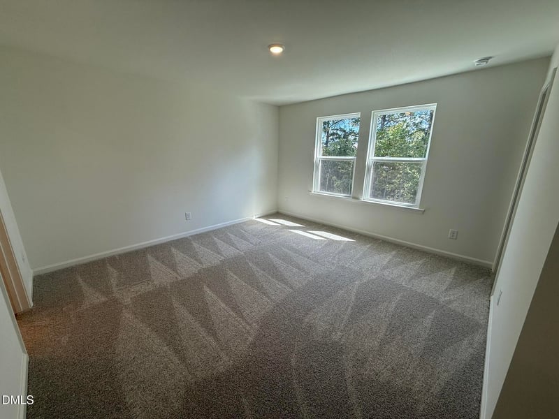 198 Parker Ln, Mebane, NC 27302