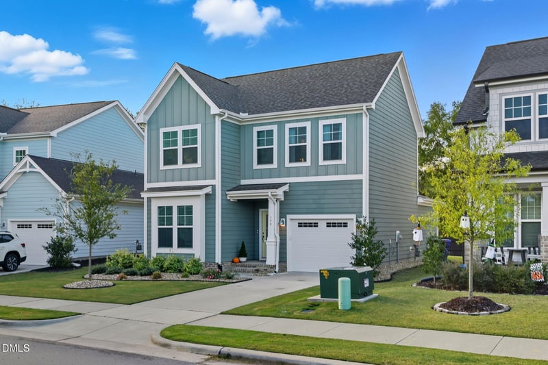 198 Retreat Dr, Fuquay Varina, NC 27526
