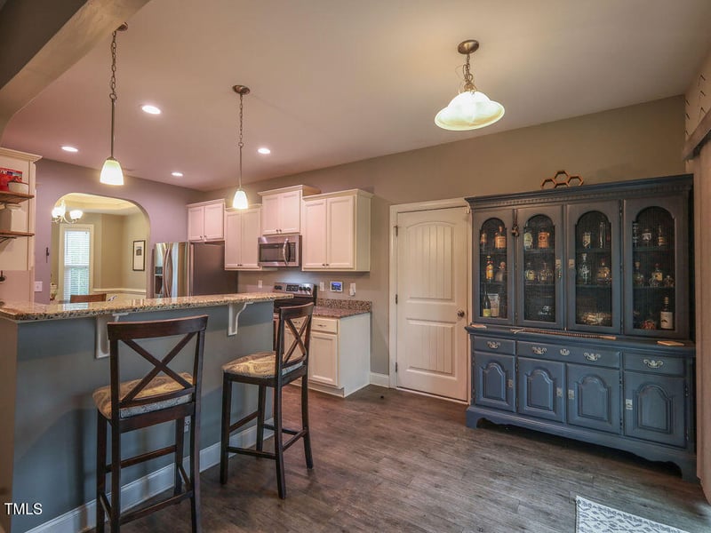 198 Shadowbark Dr, Garner, NC 27529