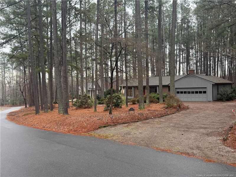 1982 Wedgewood Dr, Sanford, NC 27332