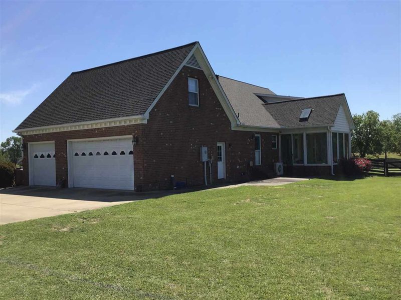 1985 Wheeler Dr, Angier, NC 27501