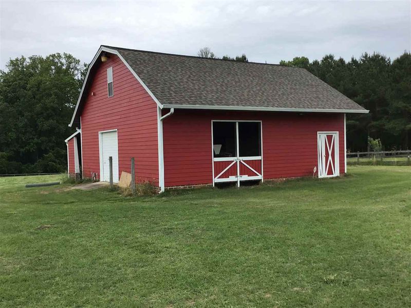 1985 Wheeler Dr, Angier, NC 27501
