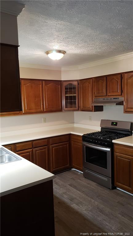 1987 Fairforest Dr, Fayetteville, NC 28304