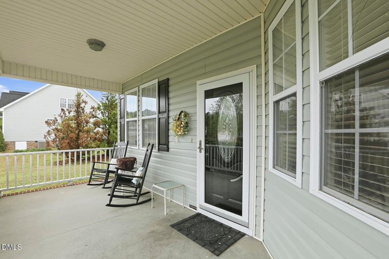 199 Dexterfield Dr, Fuquay Varina, NC 27526