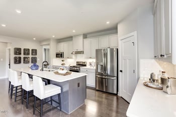 199 Glen Hollow Dr, Raleigh, NC 27604