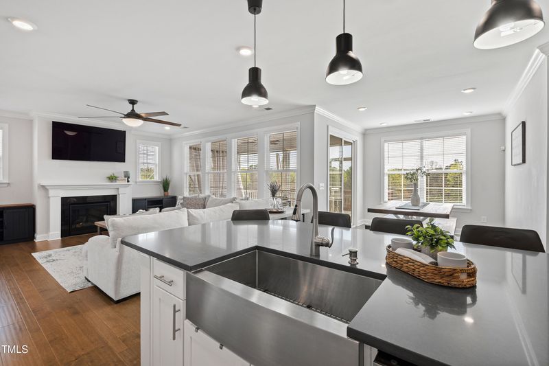 199 High Woods Rg, Chapel Hill, NC 27517