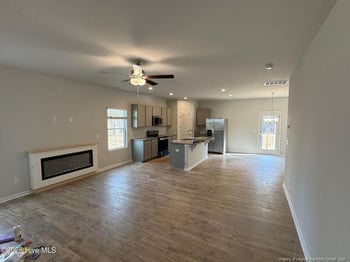 199 Horse Trot Ln, Sanford, NC 27332