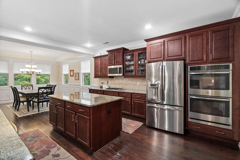 199 Peachtree Ln, Clayton, NC 27527