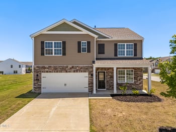 199 Pecan Grove Ln, Fuquay Varina, NC 27526
