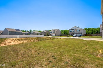 199 Pecan Grove Ln, Fuquay Varina, NC 27526