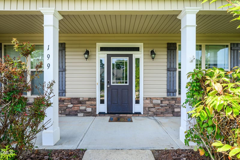 199 Skycroft Dr, Sanford, NC 27332