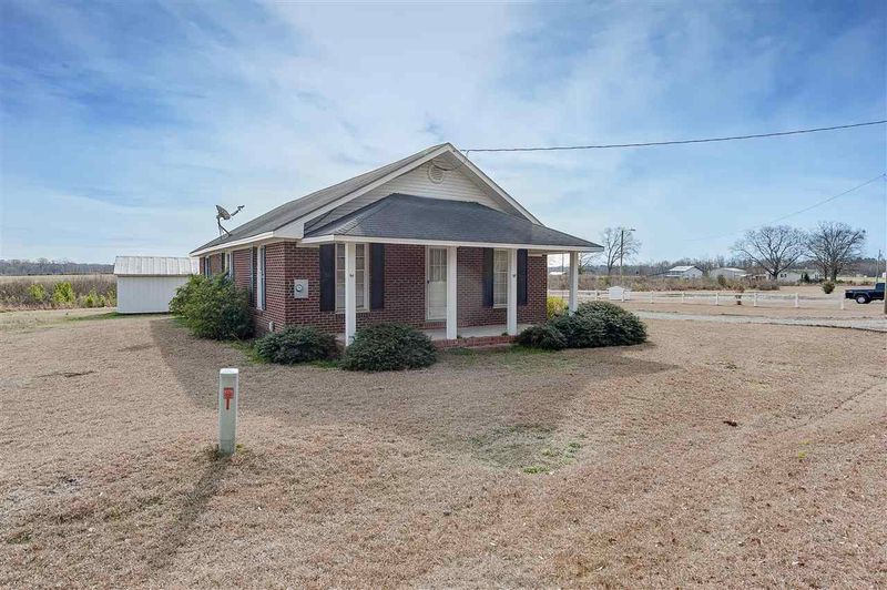 199 W Strickland Rd, Dunn, NC 28334