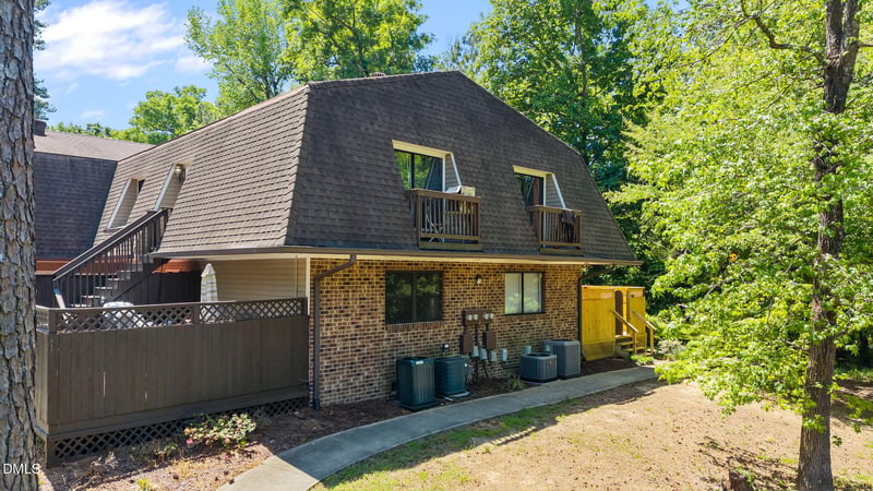 199 Summerwalk Cir, Chapel Hill, NC 27517