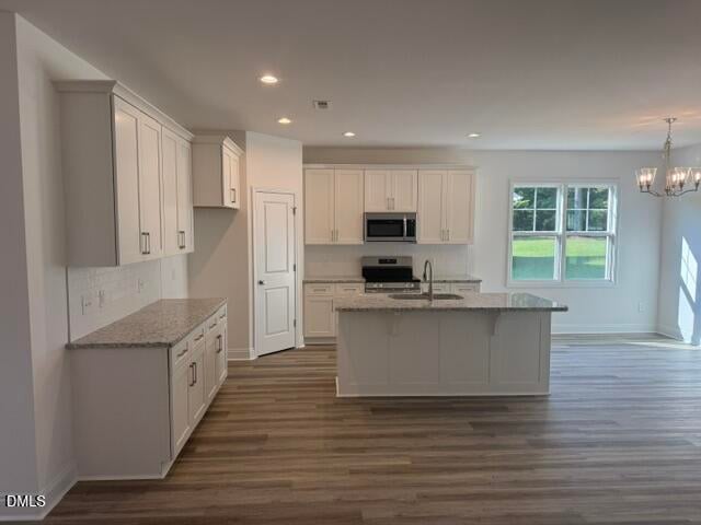 199 Waters Edge Dr, Erwin, NC 28339