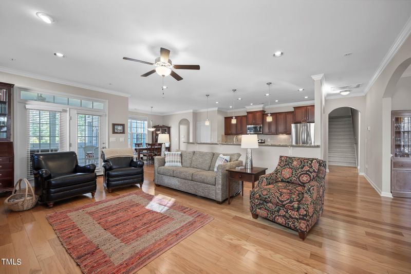 199 Wildwind Dr, Chapel Hill, NC 27516