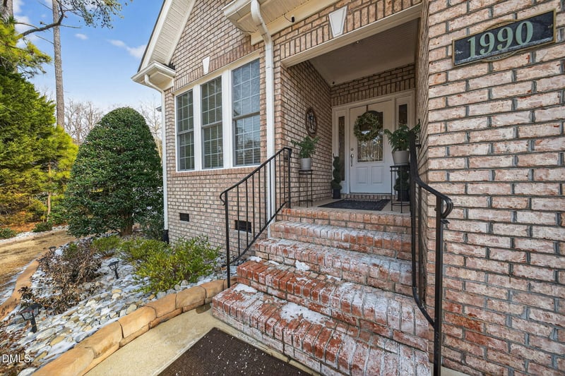 1990 Tansea Ct, Fuquay Varina, NC 27526