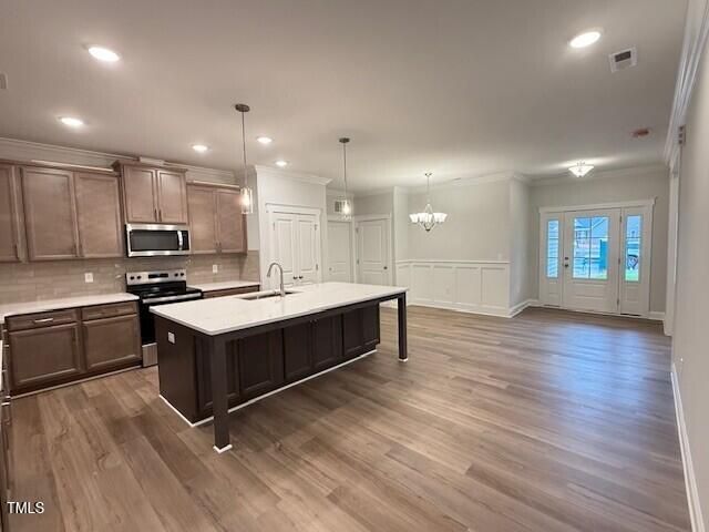 1995 Meadowview Dr, Graham, NC 27253